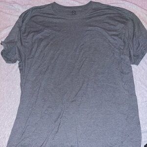 plain pocket tee
